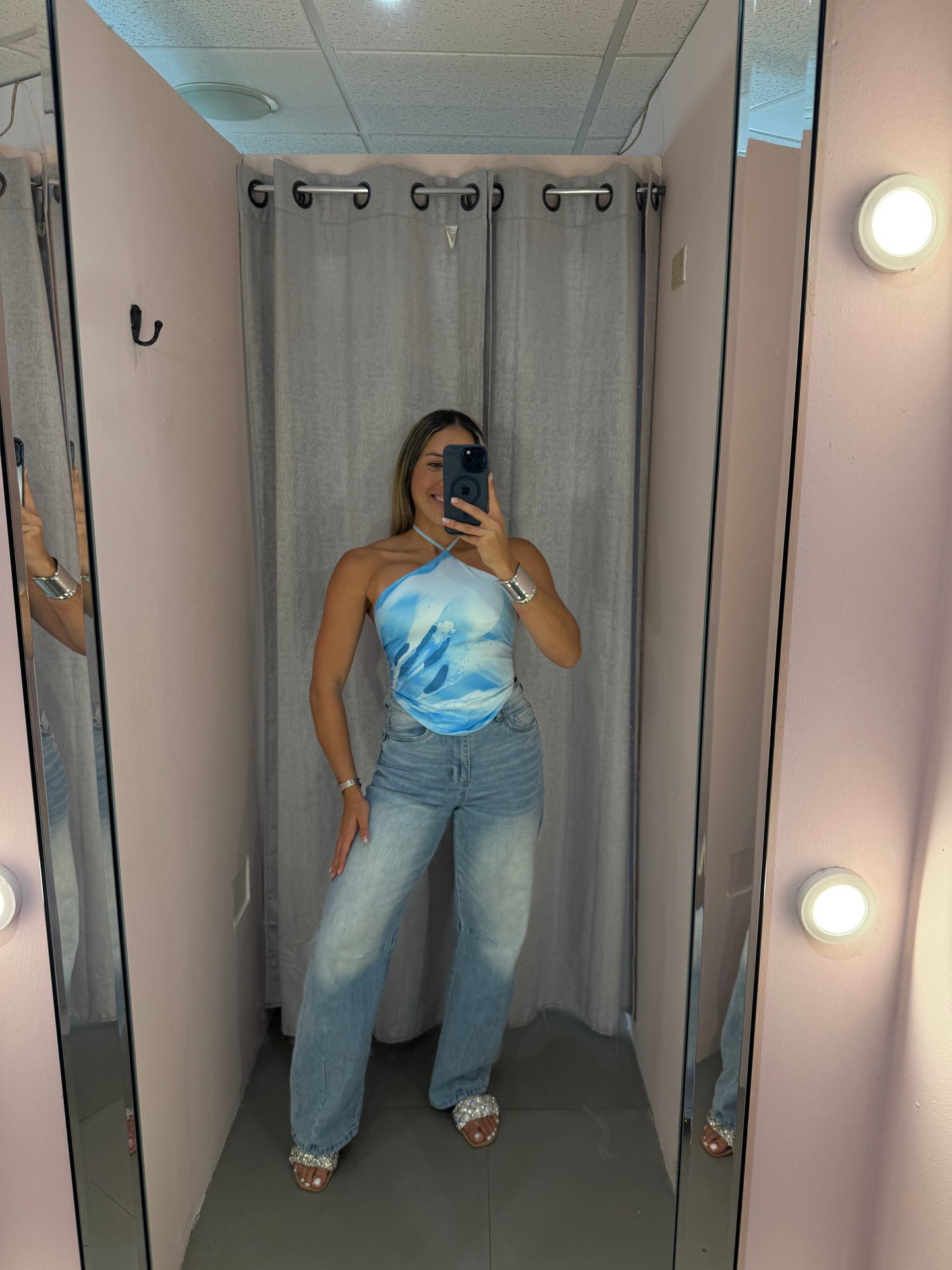 Reversible Top