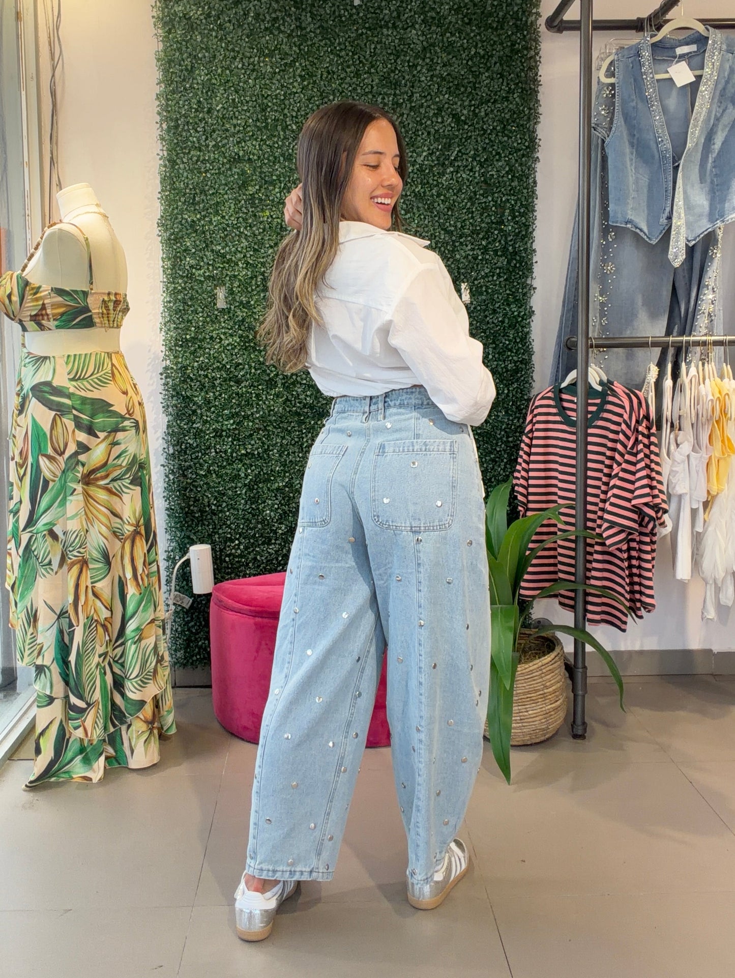 Stud Barrel Jeans