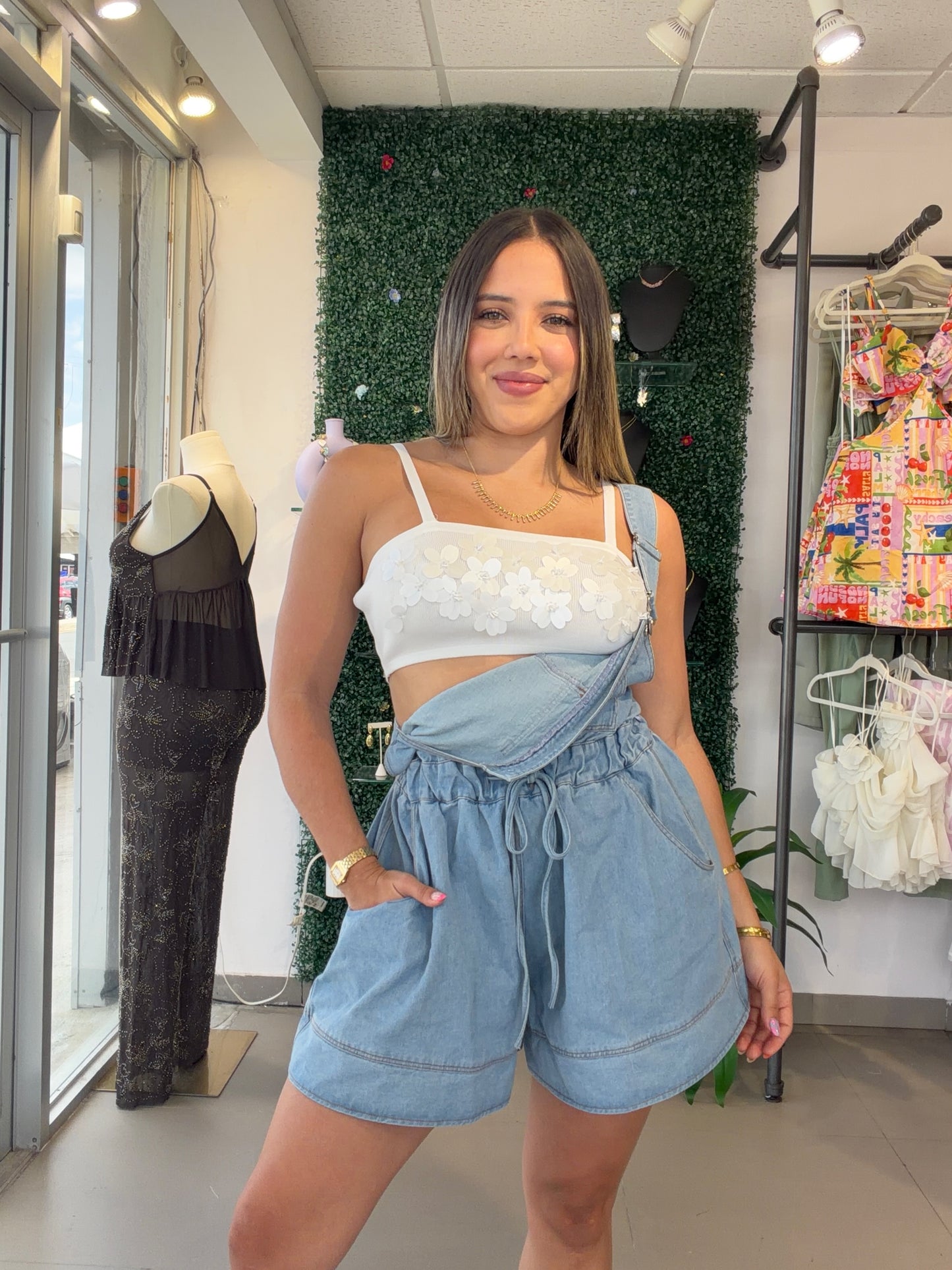 Sydney Top